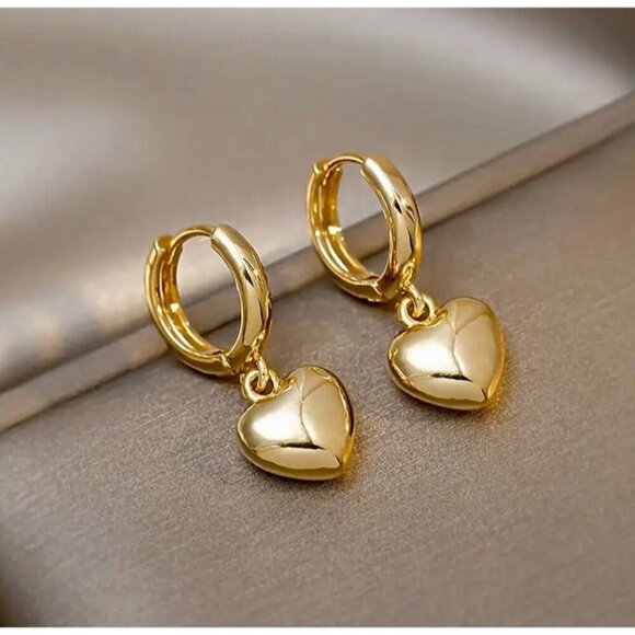 Independent Jewelry - Gold Puffed Heart Earrings